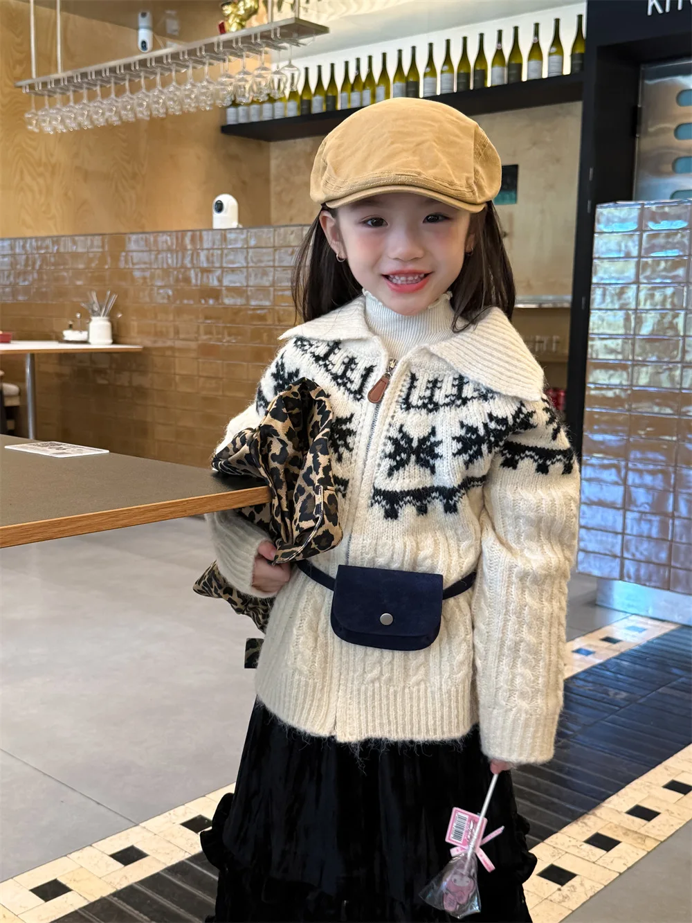 ملابس الأطفال معطف الفتيات  الخريف جديد الكورية طوق سترة سترة الفتيات الحلو