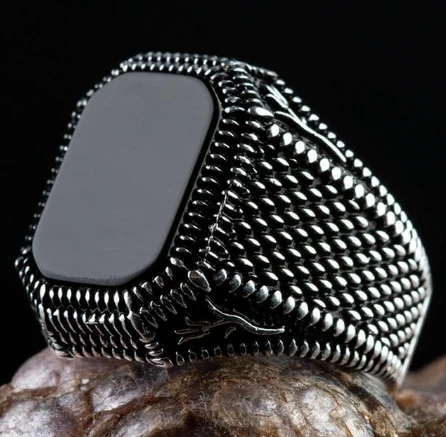 Punkboy Retro Style Men's Ring Craved Pattern Black Egg-shaped Crystal Silver Color Ring for Male Party Jewelry Size 6-13 AJZ2146XS
