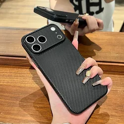 Sleek Carbon Fiber Texture Shockproof Phone Case with Slim Clear Design - iPhone 15 Plus (Black)