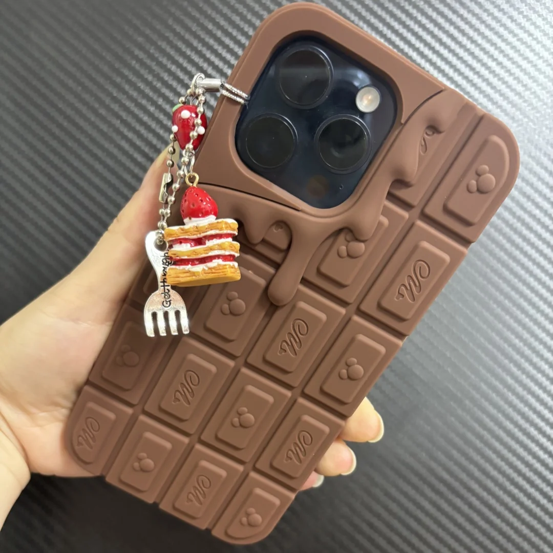 For iphone 4 5 6 S 7 8 Plus 17 16 15 14 13 12 Pro Max 11 3D Cartoon Chocolate Silicone Case Strawberry Cake Pendant Cover 1