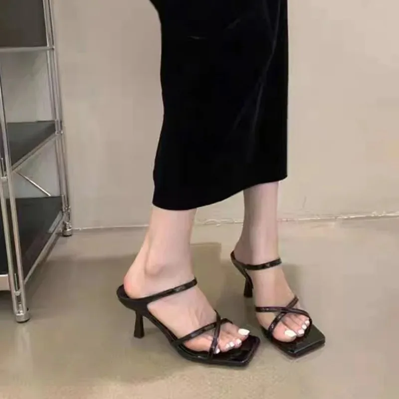 여성용 슬림 힐 슬리퍼, 프렌치 스타일, 패션, 인터넷 유명 스퀘어 헤드, 하이힐 샌들, 새로운 디자인, 2024 여름 신상