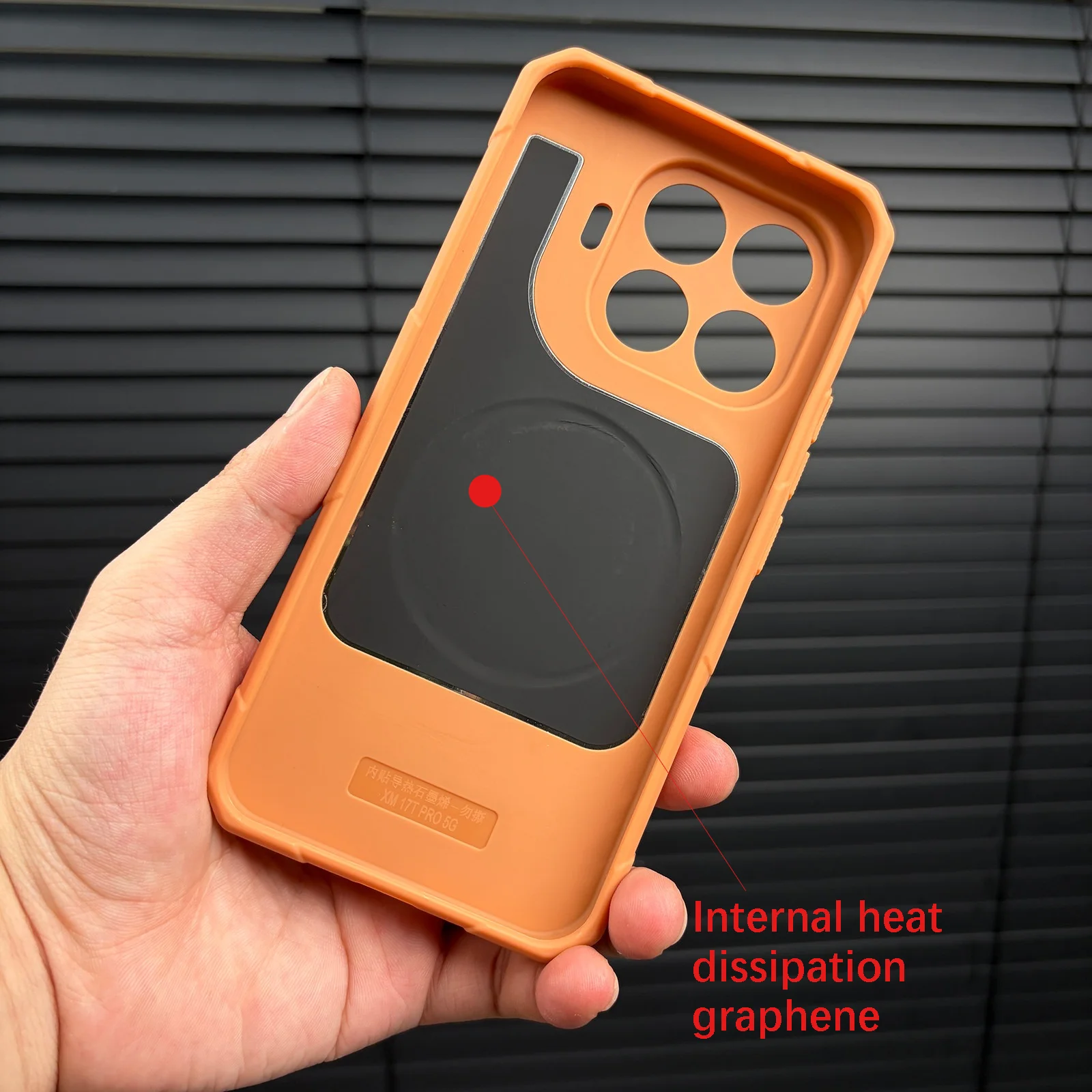 Graphene Heat Dissipation Magnetic Wireless Charging Silicone Cooling Case
