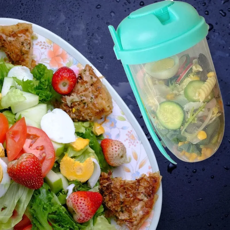 Leak-Proof Salad Shaker Cup with Fork and Dressing Container Portable BPA-Free Plastic Container for Healthy Eating on-The-Go