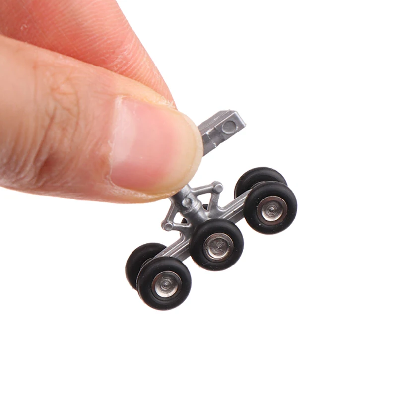 Premium Aircraft Model Display with Landing Gear and Stand - High Quality Airplane Accessories