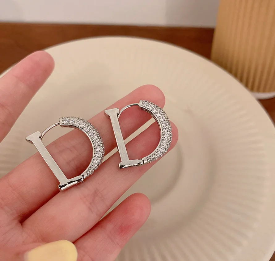 2022 new trend Copper zircon letter D Rhinestone simple design Earrings for women Fashion Jewelry