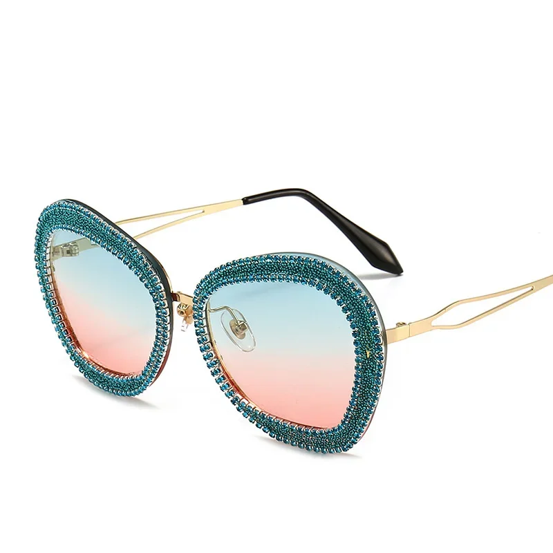 

2022 Baroque Square Sunglasses Women Crystals Sexy Girls Sun Glasses Rhinestone Ladies Shades for Party Oculos De Sol Feminino