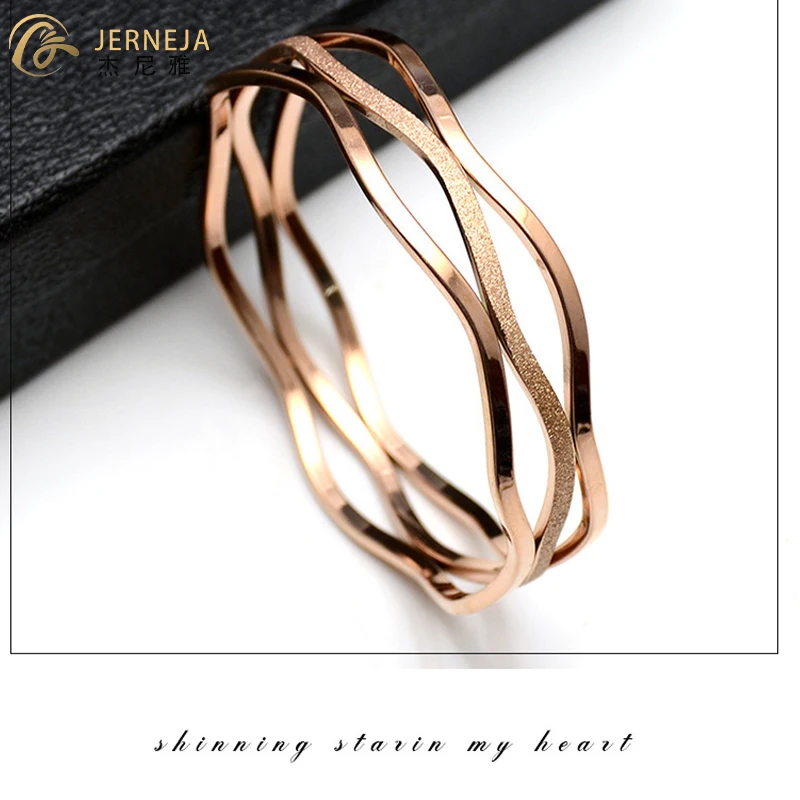 Closed Bracelet Women's Jewelry Titanium Three Ring Bracelet Stainless Steel Jewelry Accessories Fashion Gift Colorfast 24g