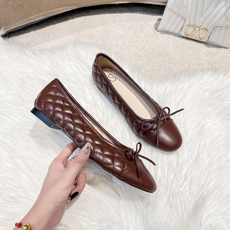 

New Women's Shoes with Light Color Contrast Soft Bottom Flat Bow Sole Shoes