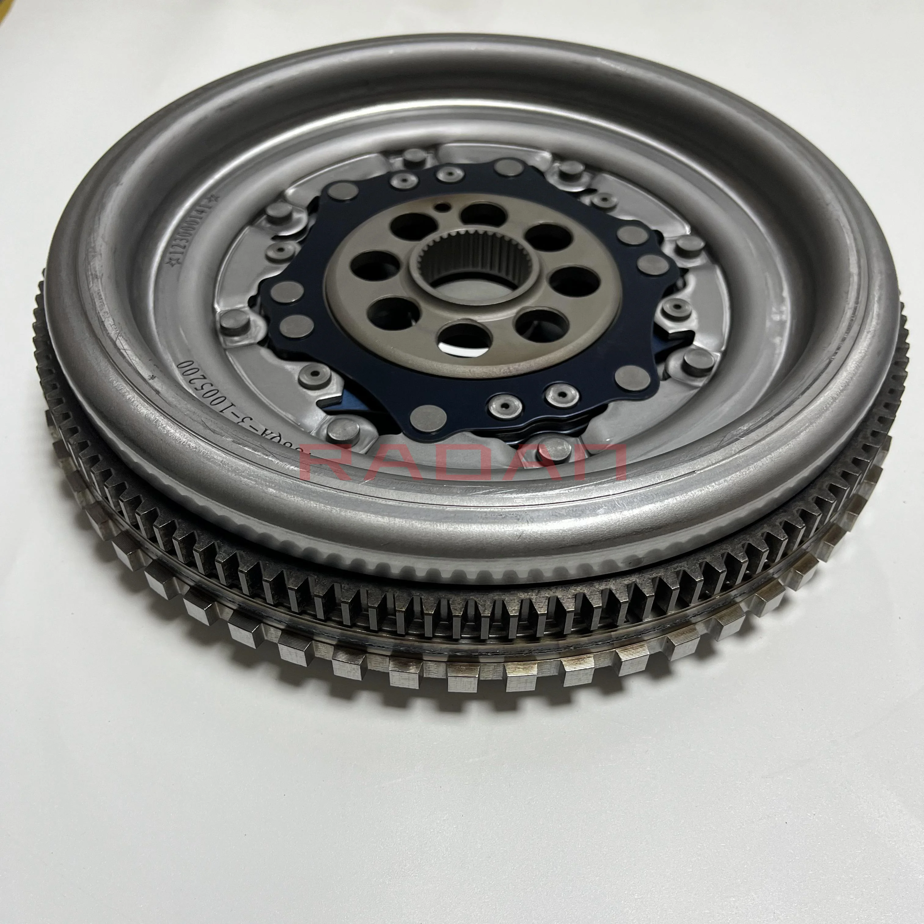 오리지널 품질 BYD S6 2.4용 오리지널 플라이휠 488QA-3-1005200