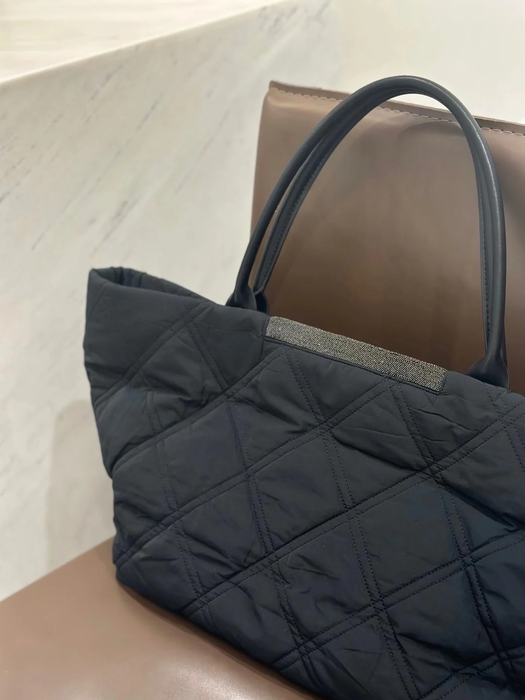 Рисунок 3 - B * C черная классическая ручная