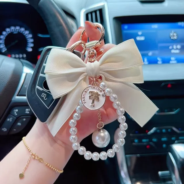 Grand nœud papillon à la mode, chaîne de perles, pendentif de voiture pour femmes, fourre-tout, ornement suspendu 1