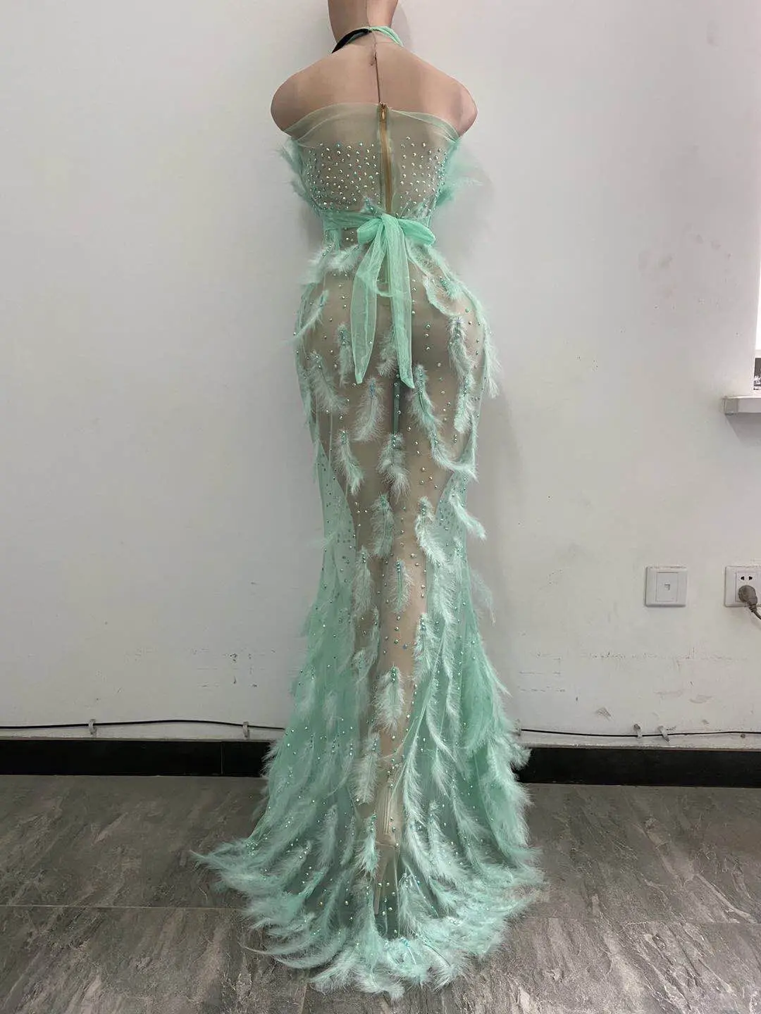 Sexy Crystal Mesh Mermaid Dress Lady Halter Perspective Party Feathers  Dress Women Singer Bodycon Evening Long Dress Yuanyanglv - AliExpress  200000532