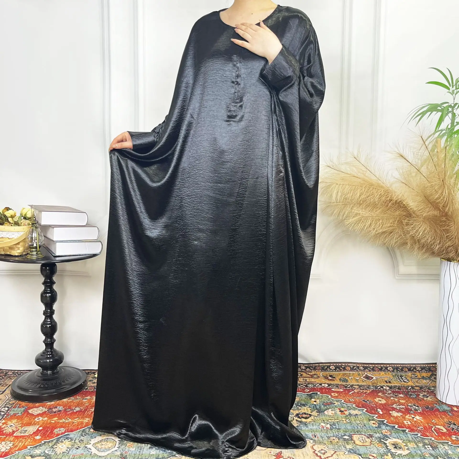 

Black Embroidery Abaya for Women Loose Batwing Sleeve Dress Eid Ramadan Djellaba Dubai Turkey Kaftan Marocain Jalabiya Robe Gown