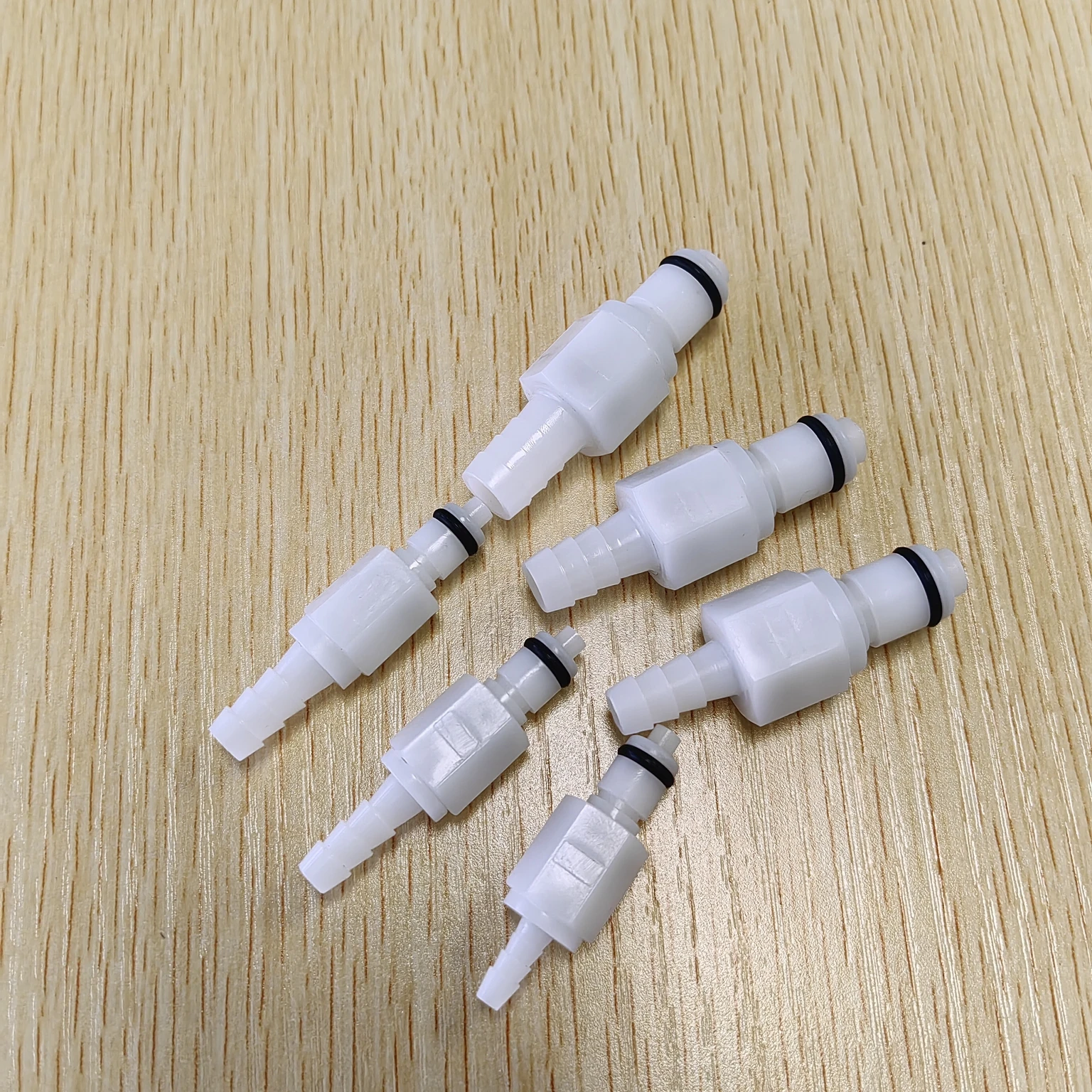 CPC Connectors Quick Disconnect Fittings Plastic Pipe Fittings Cosmetic Instrument Connector