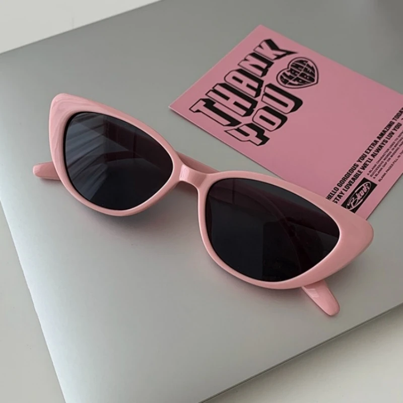 

Y2K New Pink Women Cat Eye Sunglasses Retro Premium Sun Glasses Men Sun Protection Fashion Eyewear Luxury Design Uv400 Eyewear