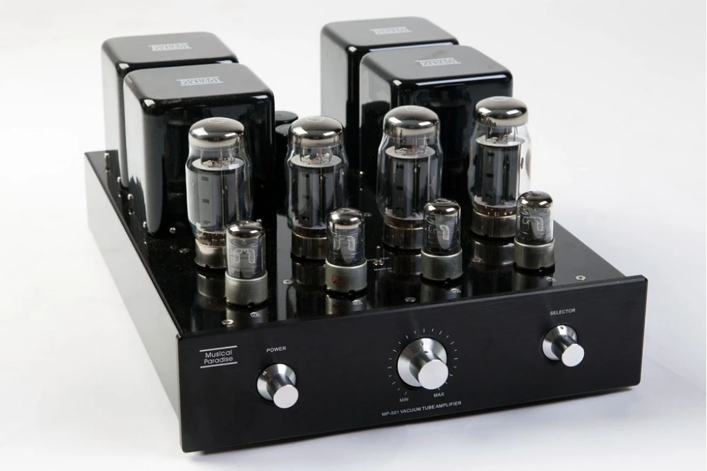 

2022 New Arrival Gzlozone Cn(origin) 55w 2 (2.0) Home Theater Amplifiers