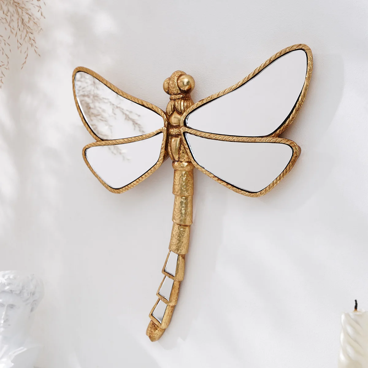1PC, resin material mirror-finished golden curly-tailed dragonfly furniture decorative craft wall hanging