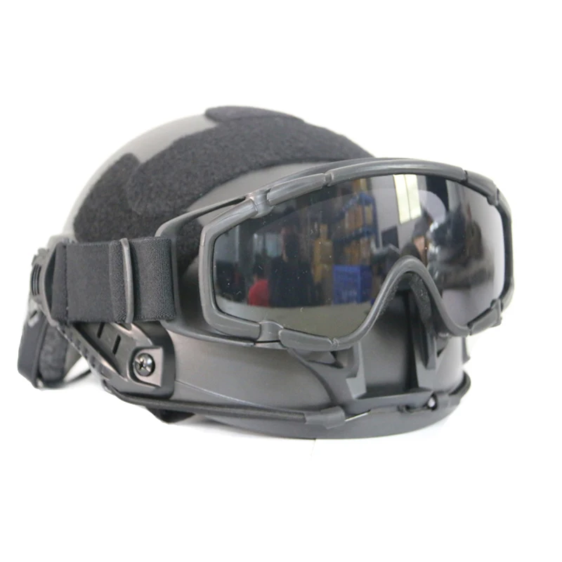 

Outdoor Tactical Helmet, Special Windshield, Riding Gear