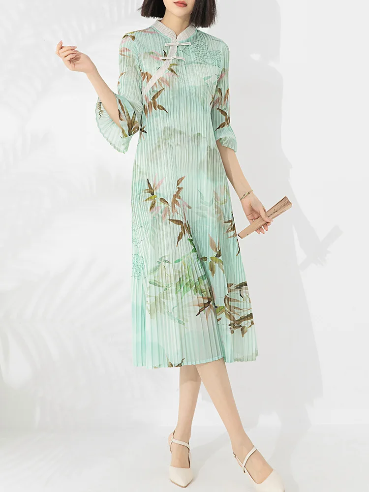 

MIYAKE Folded retro printed cheongsam style dress spring flared sleeves stand up collar button up medium length style [20240557]