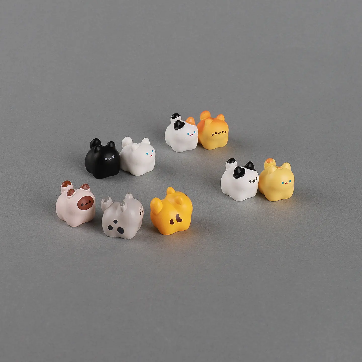 Cute Cartoon Cat Resin Figurines - Miniature Handicraft Kitten Statues for DIY & Micro Landscapes