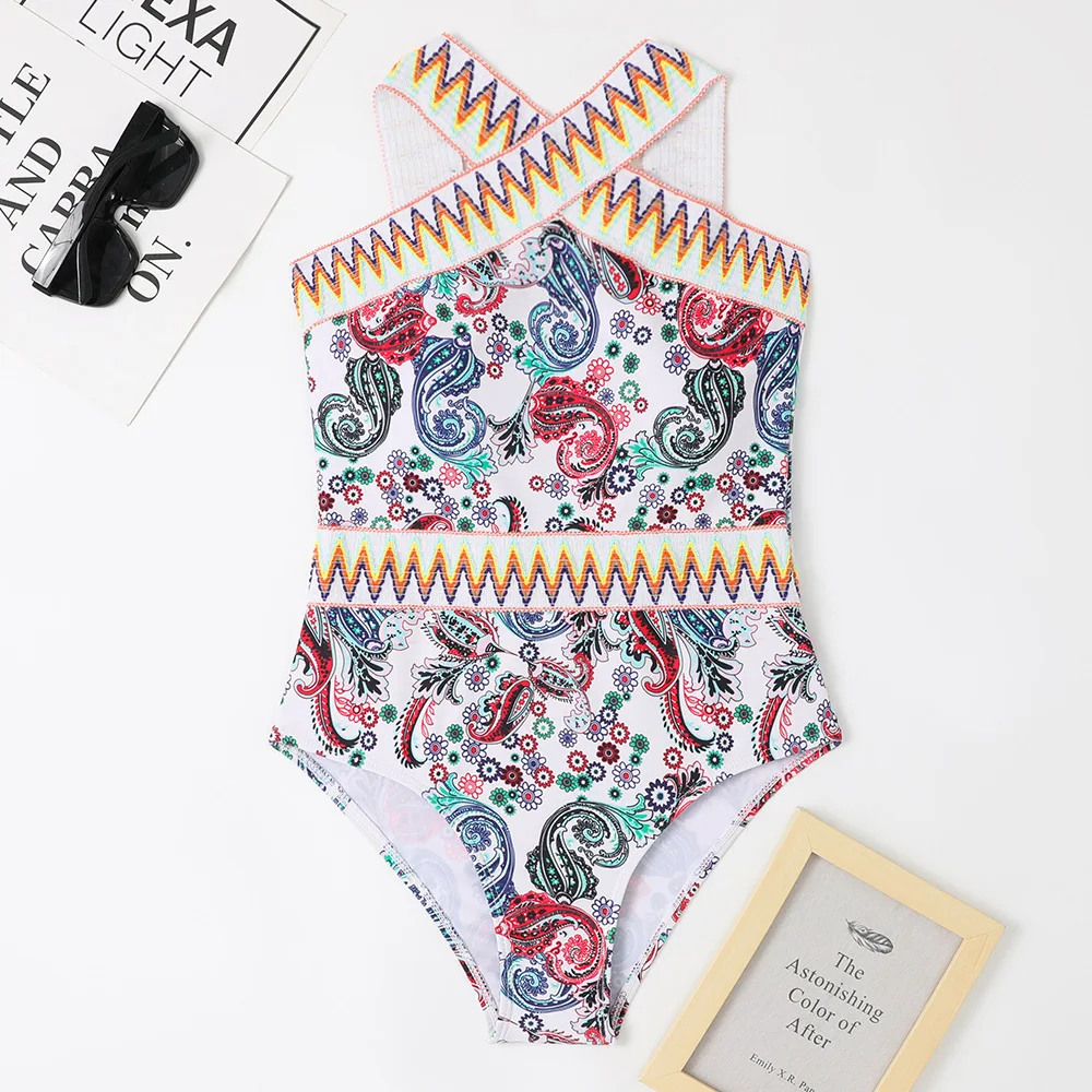 2023 New One-piece Ladies Swimsuit Printed Knit Leakage Slim Bikini Women Swimwear Beach Skirt Female Summer Beach Wear