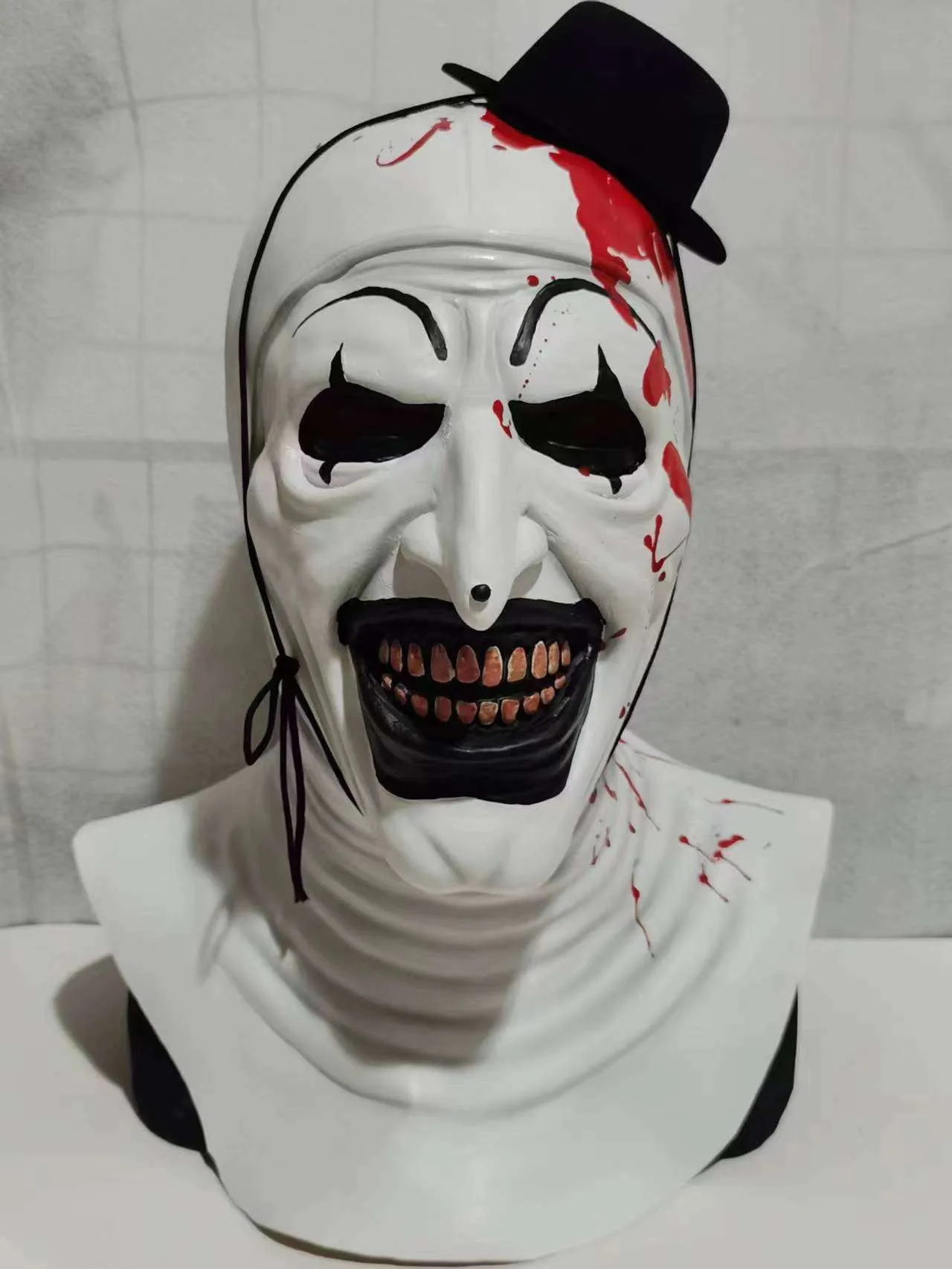 thumbnail image 1 of Disfraz de payaso de arte para hombres y mujeres, Cosplay de película, Terrifier 2, máscara de mono, máscara de Halloween, 1 of 5