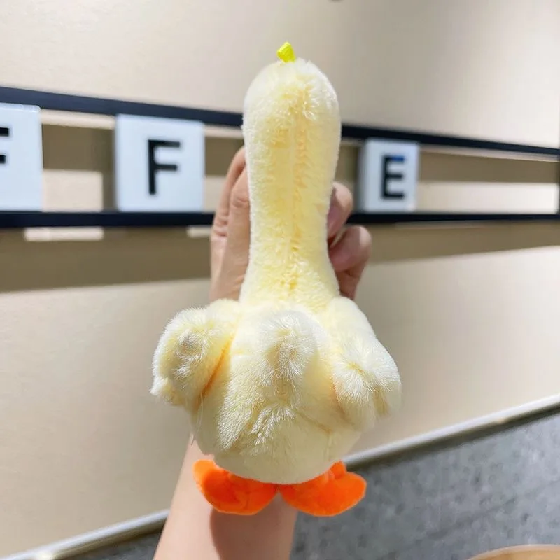 Soft Plush Duck Keychain Adorable Animal Keyring Bag Purse Accessory Stuffed Cartoon Duckling Bag Charm Gift for Ladies