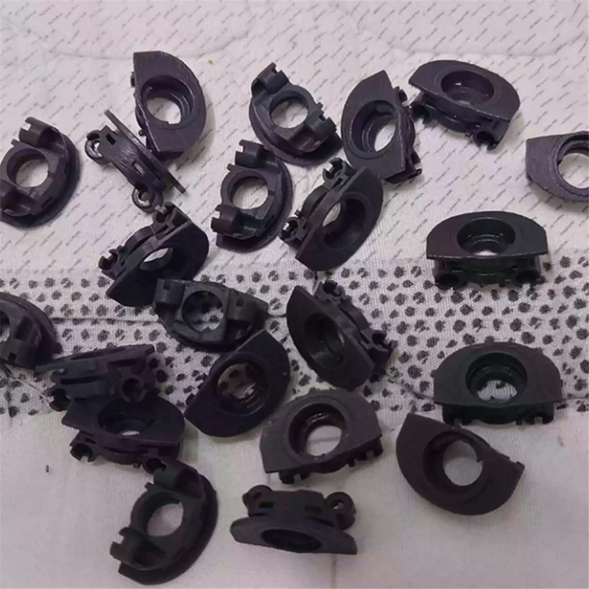 SEMOIC New Replacement for WH-1000XM4 Headphones Plastic Hinge Swivel RIGHT or LEFT Parts