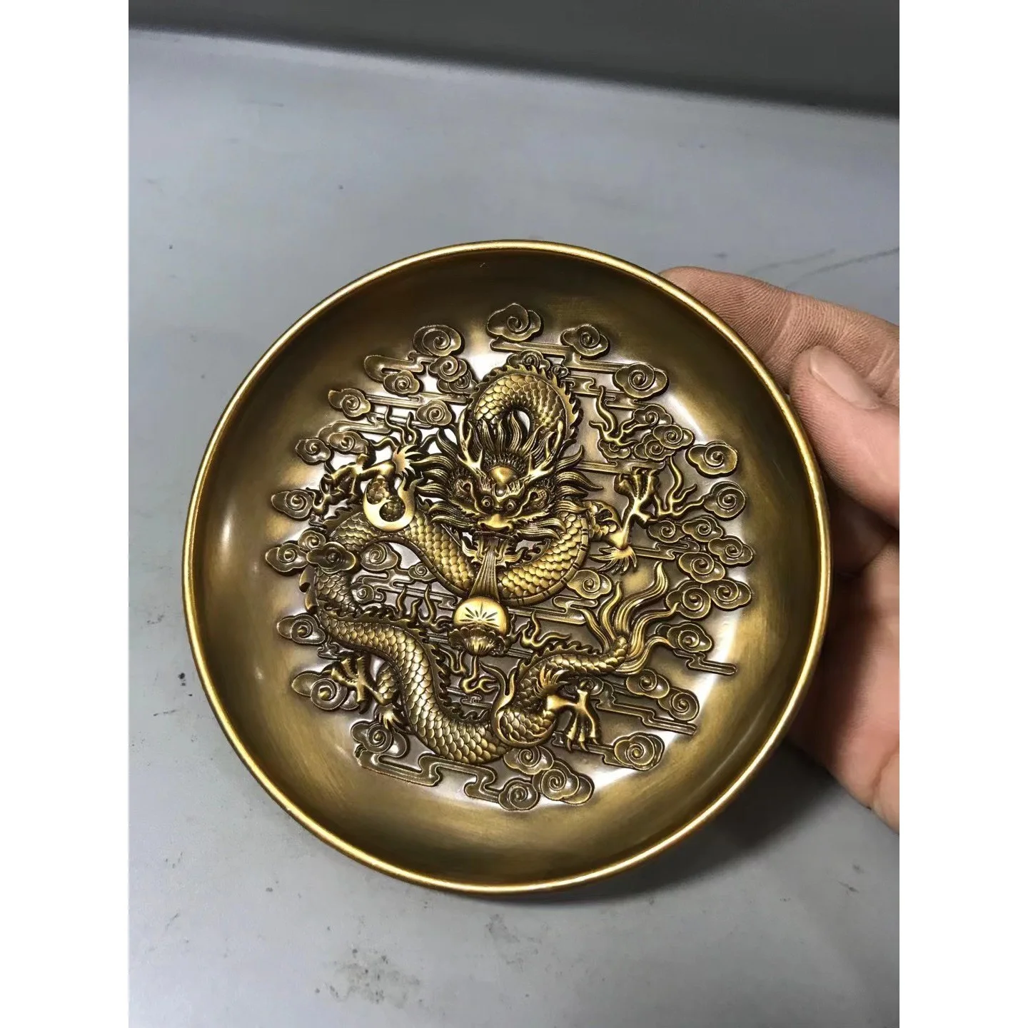 

Тарелка с драконом коллекция блюдце благоприятное облако женское украшение для дома