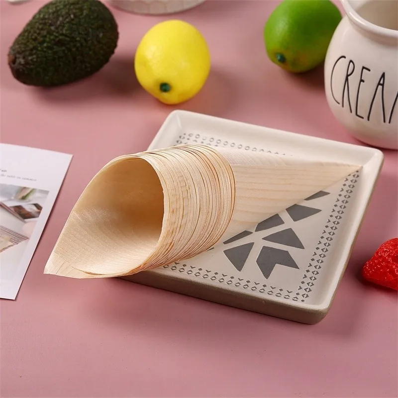 50/100pcs Disposable Wood Appetizer Cones with Fruit Skewer Biodegradable Cone Veneer Roll Ice Cream Cone Packaging Container