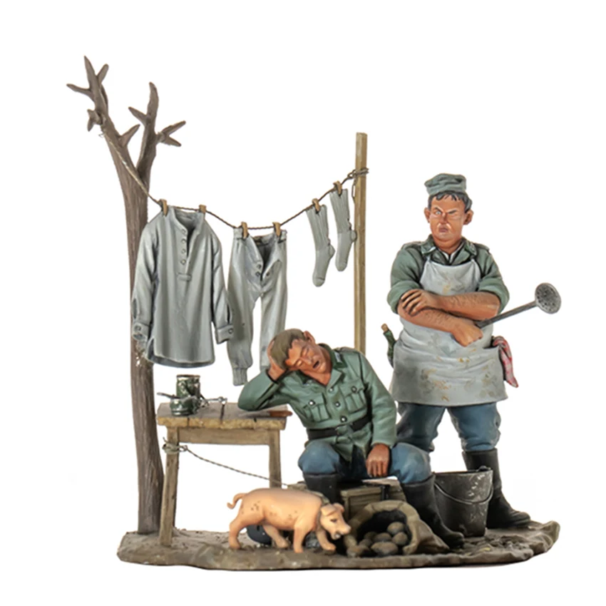 

Unassambled 1/32 Off-Duty crew have a rest soldier figure Resin figure miniature model kits Unpainted