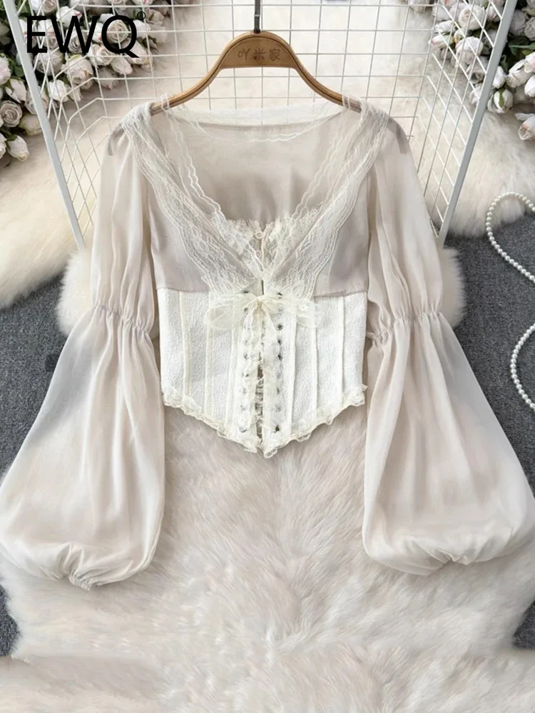 

EWQ модная Солнцезащитная женская блузка кружевная прозрачная V-образный вырез рукава-фонарики бандажные дизайнерские топы Повседневная Новинка 2024 одежда 27C265