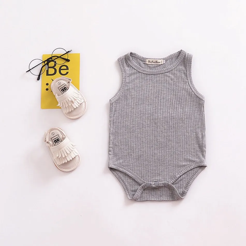 0-24 Maanden Baby Meisje Jongen Kleding Pasgeboren Baby Romper Zomer Effen Kleur Katoen Driehoek Jumpsuit Peuter Girl Fall kleding 2020