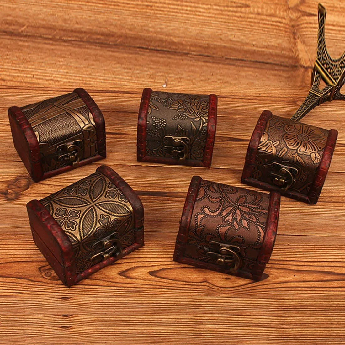 1 retro storage box, personalized candy decoration box, ring jewelry small parts storage box