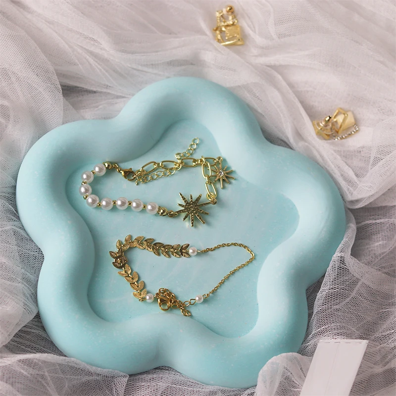 Saucer Tray Plaster Silicone Mold DIY Heart Cat Flower Shape Jewelry Storage Box Epoxy Mould Craft Making Molds Home Decoration