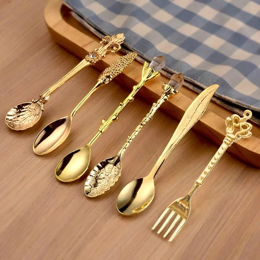 Vintage Carved Coffee Spoon Teaspoon Retro Zinc Alloy Dessert Coffee Tableware Spoons Cutlery 6Pcs/Set tableware set