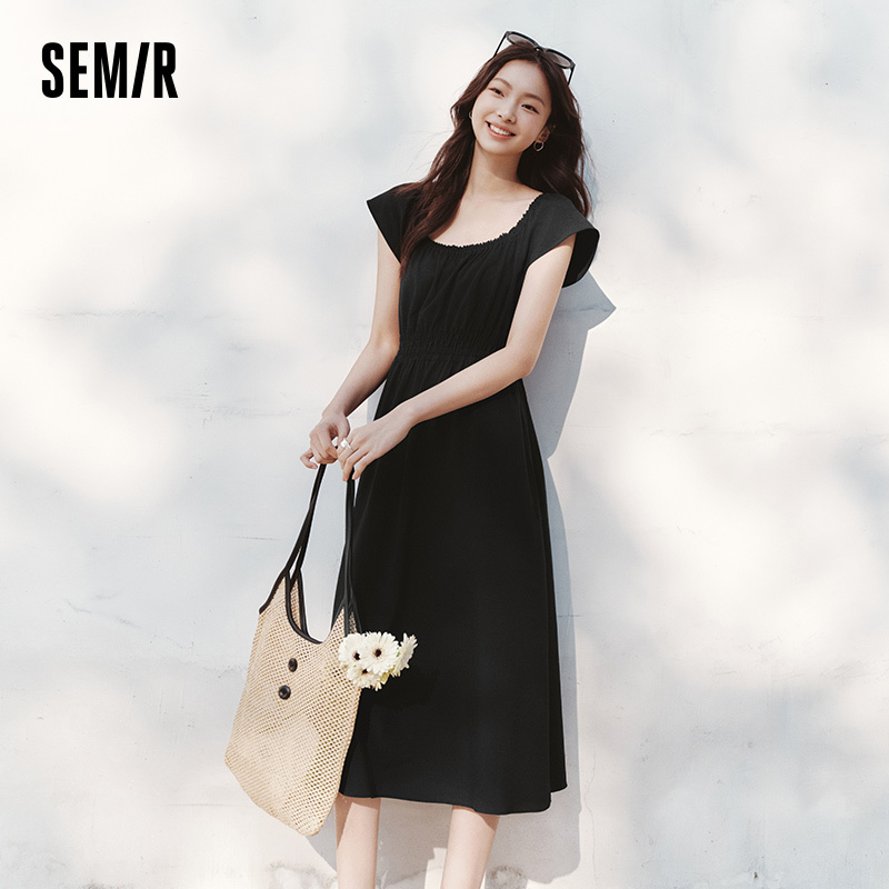 Semir Dress Women Hollow Out Waist-Cinching 2025 New Summer Flutter Sleeve Off-Shoulder Mid-Length Dress Subtle Sexy