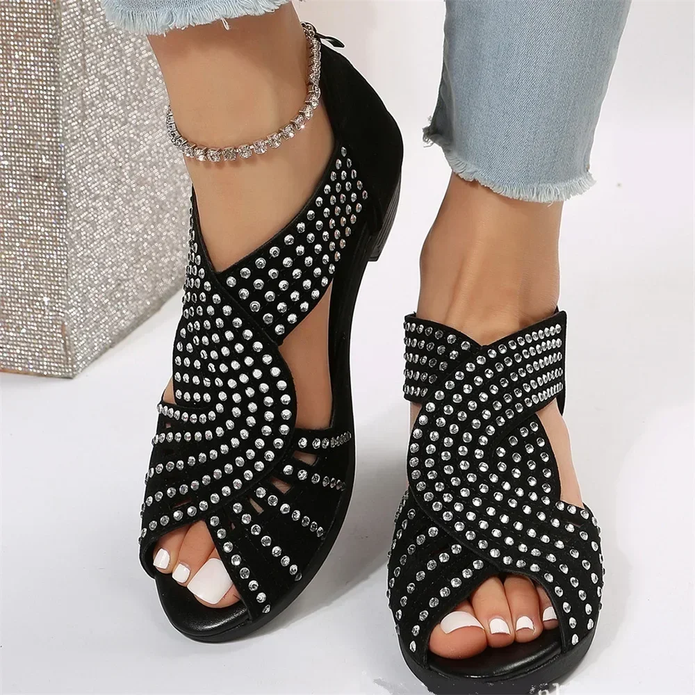2023 New Style Women Summer Hollow Out Faux Leather Rhinestones Thick Heel Zipper Sandals Shoes