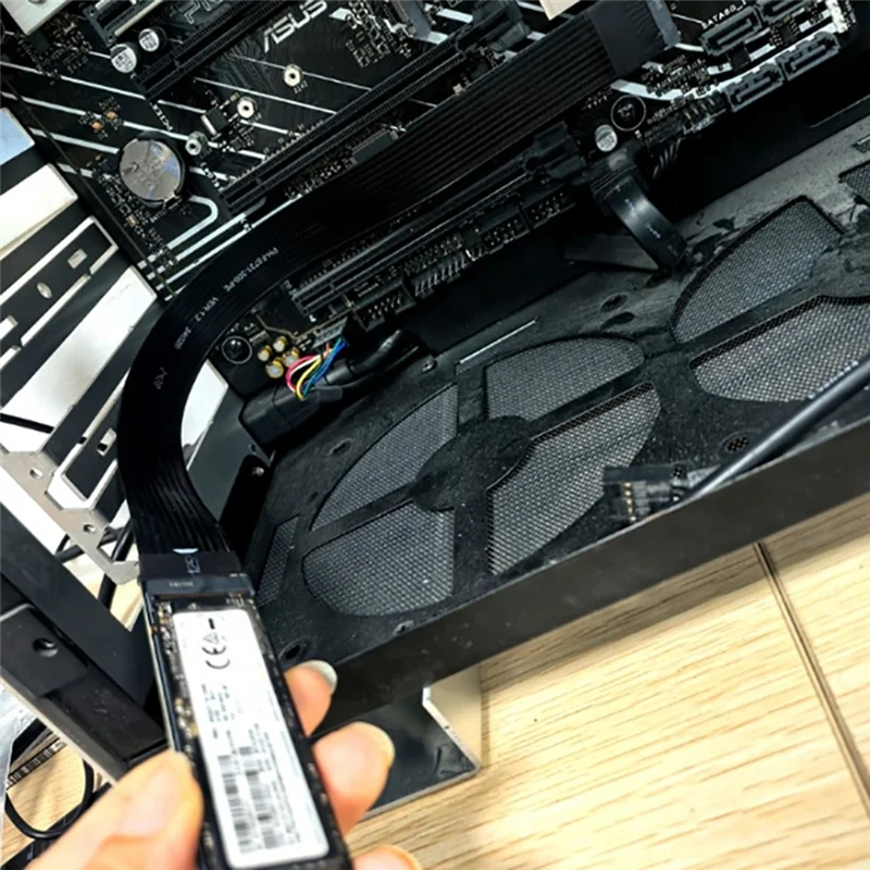 듀얼 프로토콜 PCIE4.0 M.2 M 키 NVME 확장 케이블 라이저 카드 (2230 2242 2260 2280 M.2 PCI-E / M2 NGFF SATA SSD-Y41A 용)