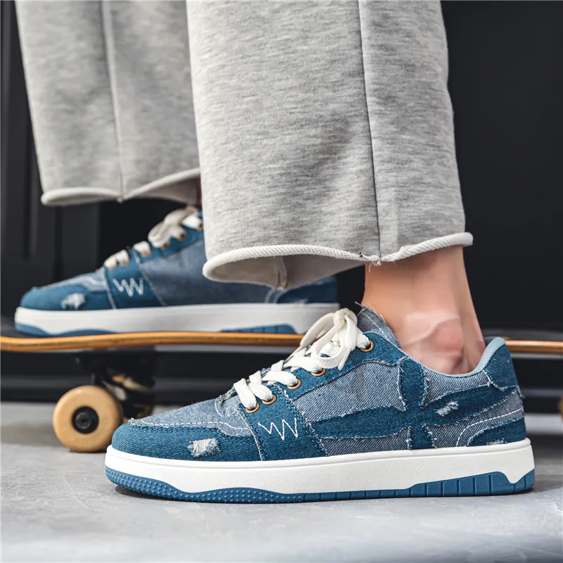 

Men's Sneakers 2023 Summer Fashion New Lace Up Denim Fabric Low Top Sports Shoes for Men Outdoor Flat Casual Male Trainer Shoes