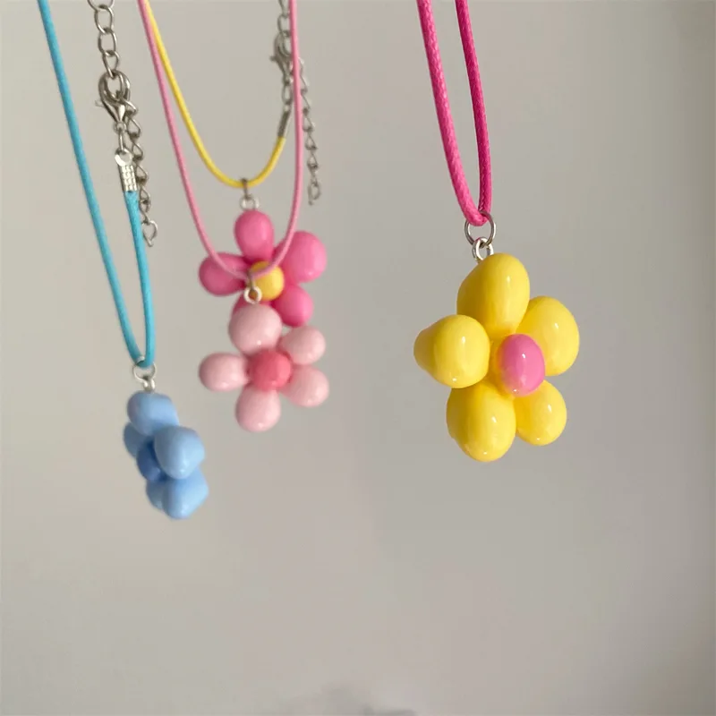 LATS Sweet Colorful Flower Pendant Necklace for Women Girl Floral Design Rope Chain Chokers Fashion Jewelry Gift