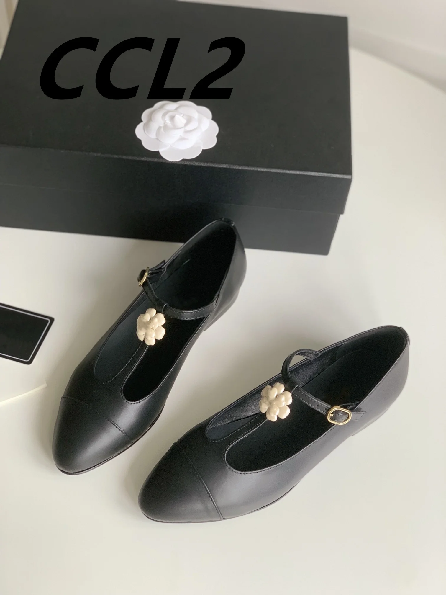 

Spring 24 Fashion New Pretty Round Toe Mary Jane Shoes, Cow Patent Leather Upper, Sheepskin Lining, Leather Outsole, Size 34-40