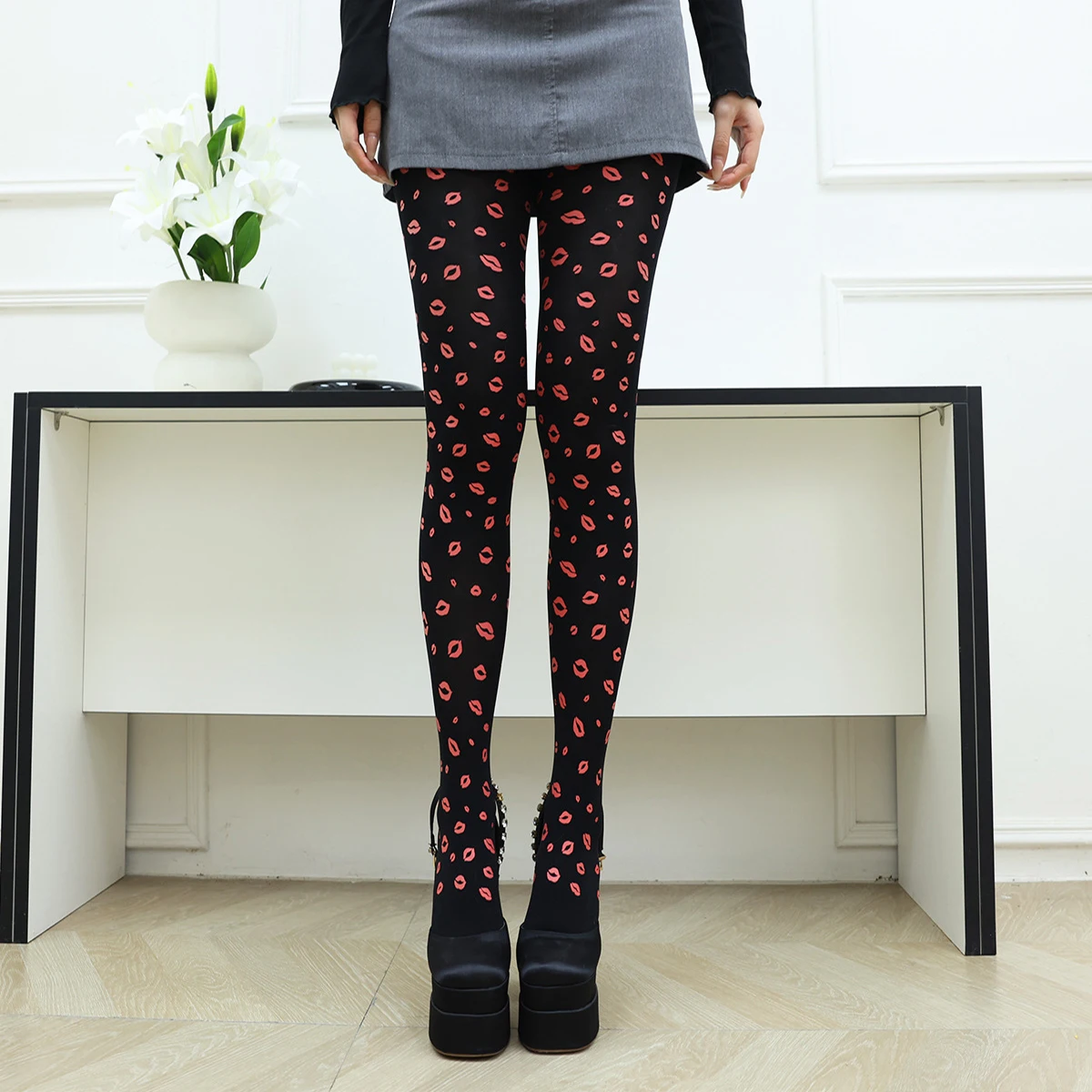 

Personalized Red Lip Print Women's Pantyhose Spring Warm Comfortable Velvet Slim Fit Elastic Hottie Lolita Cool Sexy Tights