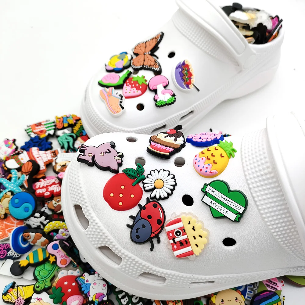 20/50/100pcs Mix Cartoon Anime Shoe Charm Sandals Shoes Accessories PVC Garden Shoe Decorations Wholesale Croc Jibz Charm Gift