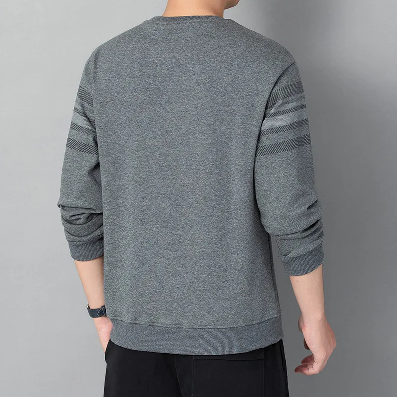 casual sweatshirt Long sleeved T-shirt Round neck Men's sweatshirt Enlarged loose fit Business winter bottom shirt  clothing