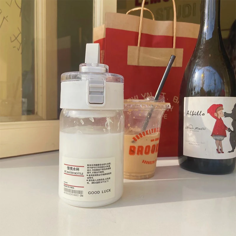 Description Picture 6 of item350Ml/550Ml/800Ml Water Bottle Space Cup New Bouncing Cover Handy Cup Sports Plastic Water Bottle Space Cup Plastic Cup