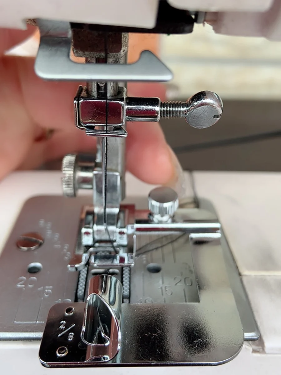Rolled Hem Presser Foot 1 for 25mm Wide Rolled Hem Sewing Machines Feet