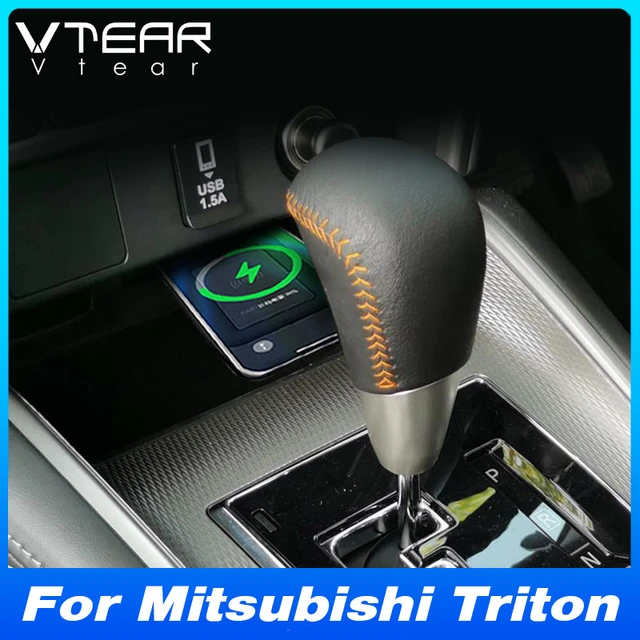 For Mitsubishi Triton 2019-2023 Car Qi Wireless Charger Cell Phone Fast  Charging Plate Adapter Interior