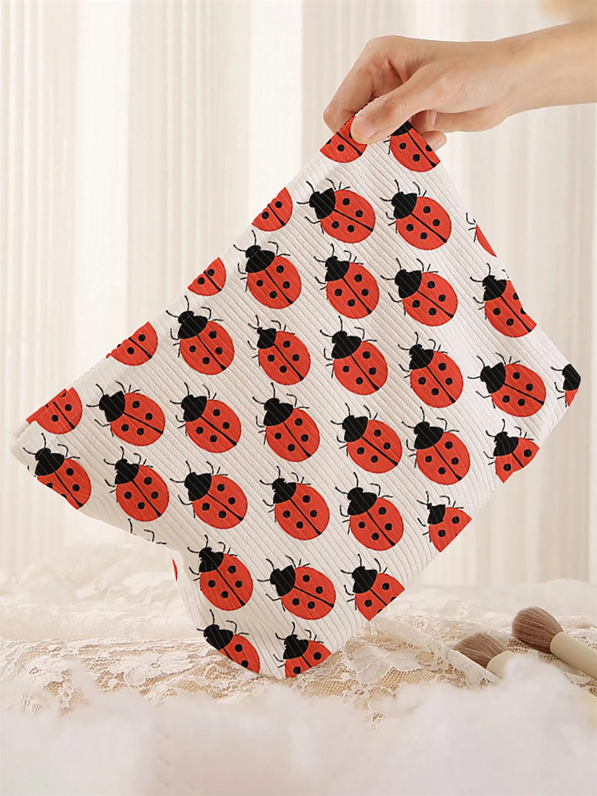 1, Seven Star Ladybug Pattern Corduroy Makeup Bag, Lightweight Zipper Makeup Storage Box, Multi functional Bag with Lining