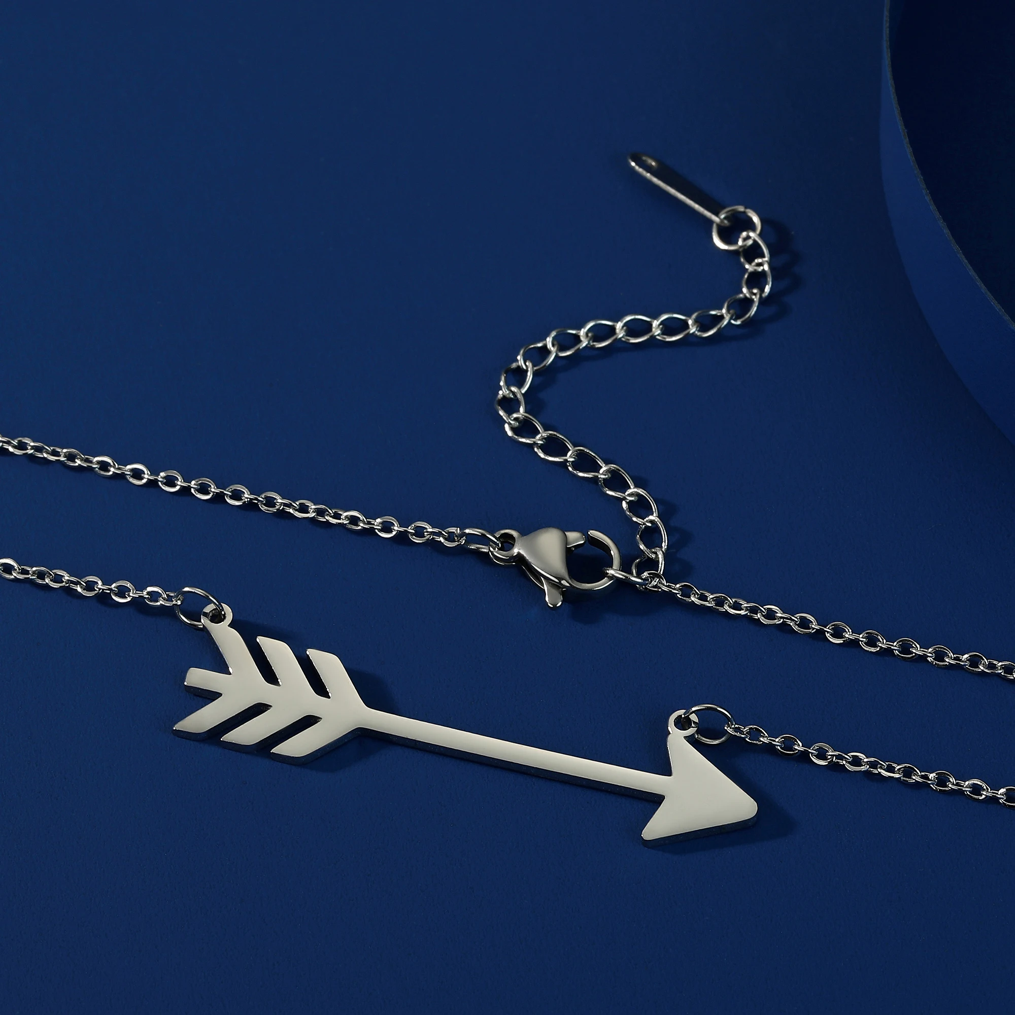 Fashion Stainless Steel Necklace Creative Exquisite Arrow Pendant Korean Gothic Design Sense Chain for Women Men